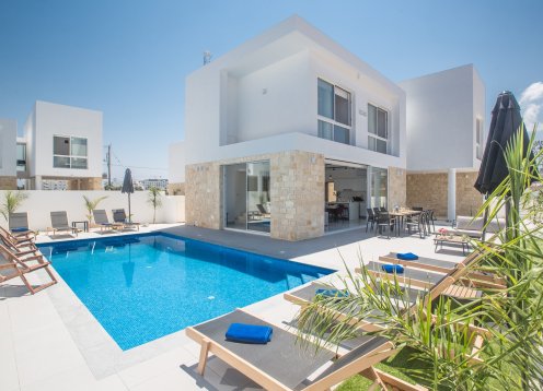1 & 4 BV Villas Tourist Info World