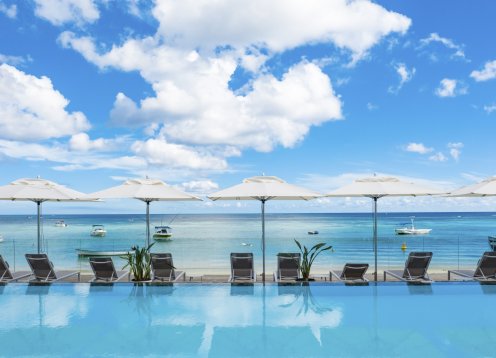 O'Biches Beachfront Apartments (3BX5)