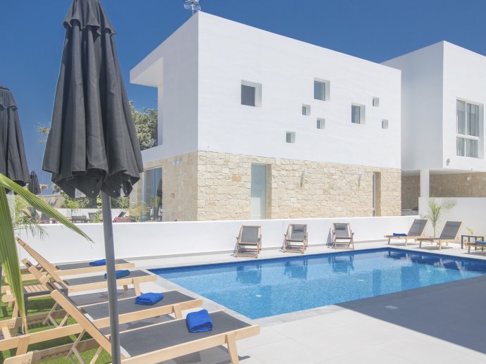 2 & 5 BV Villas Tourist Info World