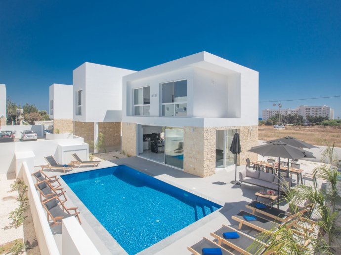 4 & 5 BV Villas Tourist Info World