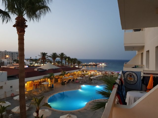 Golden Star Beach Hotel Protaras