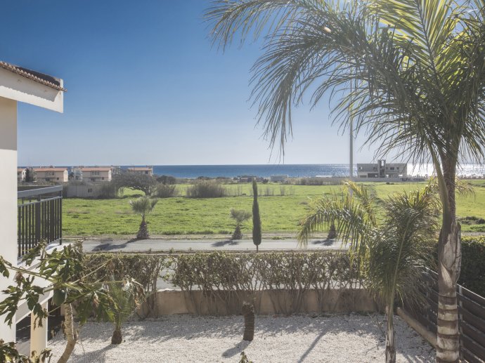 Laura Weekender Villa Tourist Info World