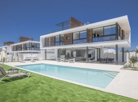 14 Elite Pearl Villas Protaras In The Sun