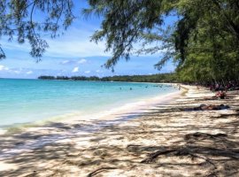 TouristInfo.World Mon Choisy Beach Mauritius