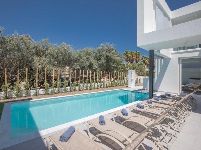 2 CB Villas Tourist Info World